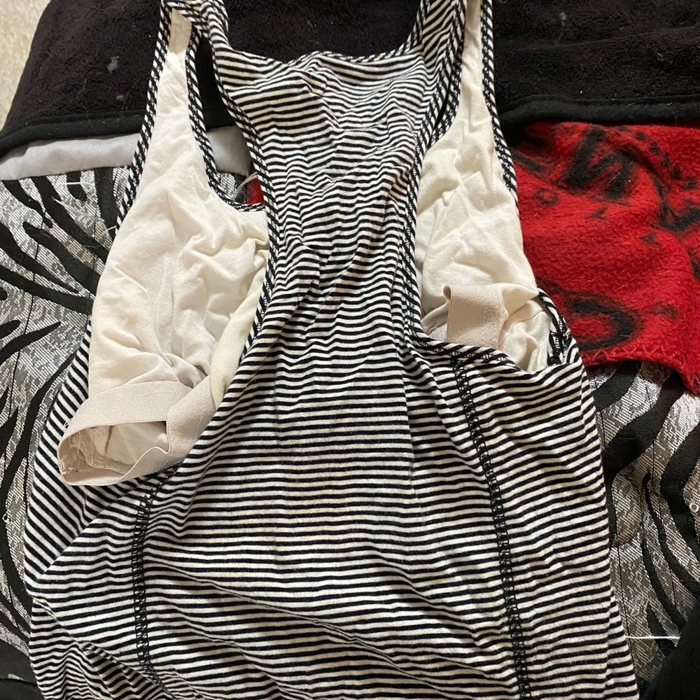 Comfortable Work Out Top S - Picture 3 of 3